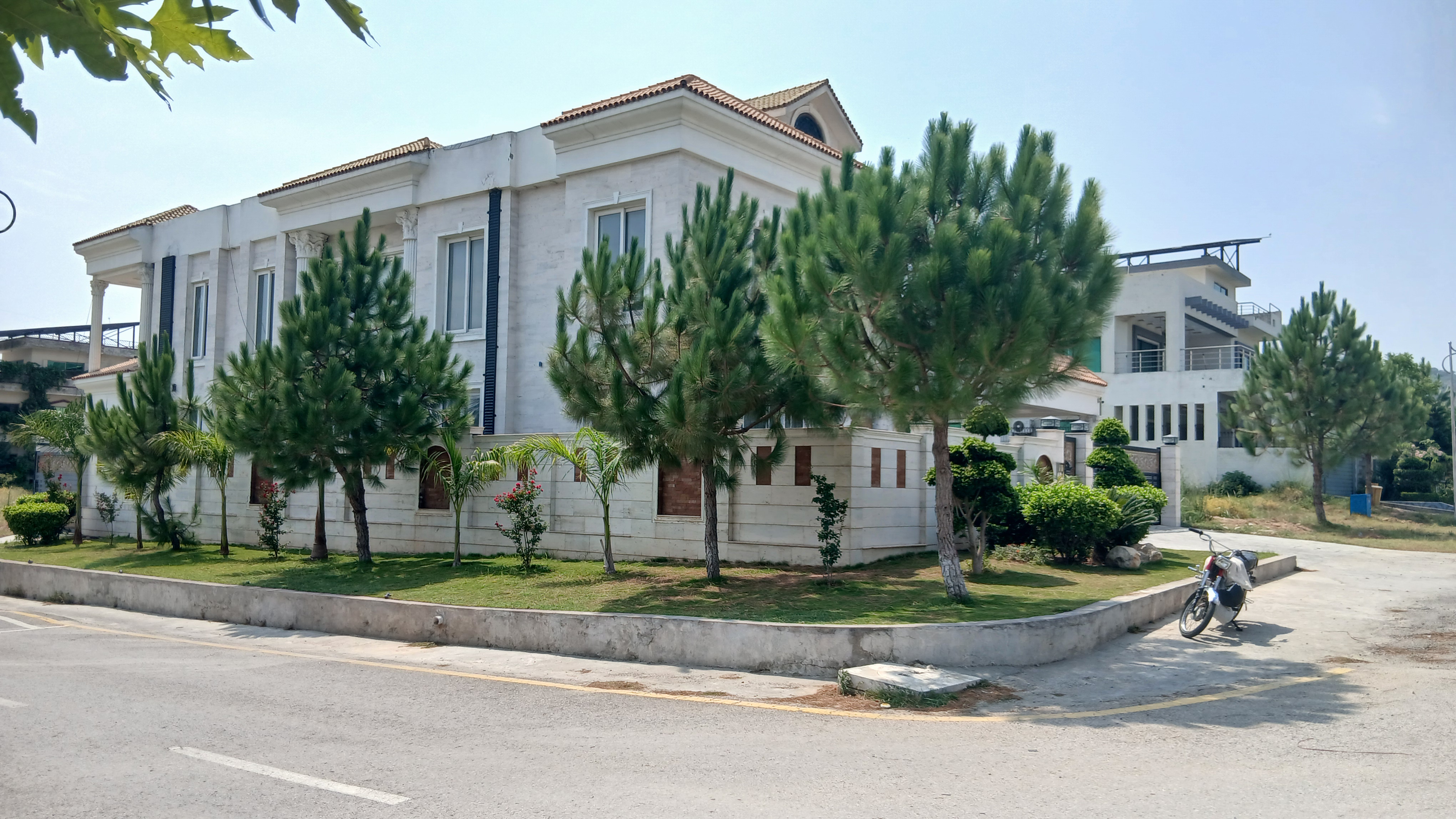 Kanal-Corner-House-For-Sale-B-17